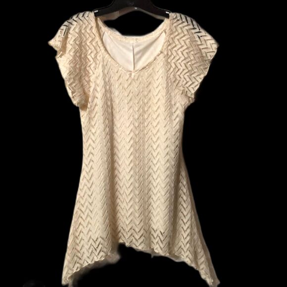 Short Sleeve Scoop Neck Blouse Chevron Pattern Womens Size Small Cream - Picture 1 of 6